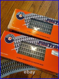 Lionel North Pole Central Christmas 0 Gauge Train Set # 6-30020 Plus Extra Track