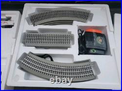 Lionel North Pole Central Christmas Train Set # 6-30068