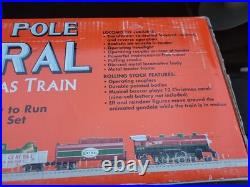 Lionel North Pole Central Christmas Train Set # 6-30068
