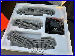 Lionel North Pole Central Christmas Train Set # 6-30068 & Expansion 6-30040