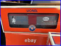 Lionel North Pole Central Christmas Train Set # 6-30068 & Expansion 6-30040