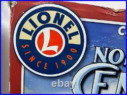 Lionel North Pole Large 40 x 60 Oval Track Central Christmas Train Set 6-30040