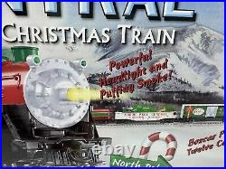 Lionel North Pole Large 40 x 60 Oval Track Central Christmas Train Set 6-30040