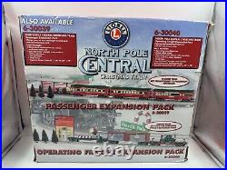 Lionel North Pole Large 40 x 60 Oval Track Central Christmas Train Set 6-30040