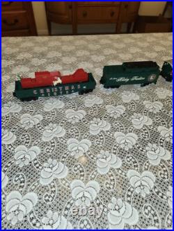 Lionel O Gauge 31966 Holiday Tradition Special Train Set Conplete Works! W Box