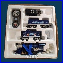 Lionel O Gauge 6-81284 LionChief Christmas Frosty the Snow Train Set + Xtra Trak