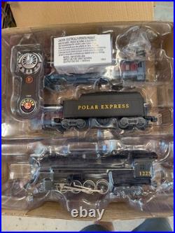 Lionel Polar Express LionChief Bluetooth 2-8-4 Train Set FasTrack 6-84328