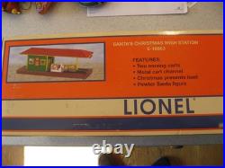 Lionel Santa's Christmas Wish Train Station 6-16843
