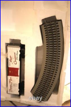 Lionel Santa's Flyer Bass Pro Christmas Train Set Missing Parts/READ