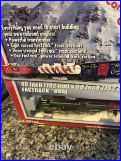 Lionel Santa's Flyer O Gauge Christmas Steam Train Set 6-30164 Brand New