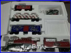Lionel Santas Flyer Train Set 6-30164 Christmas Musical Boxcar O Gauge NEW