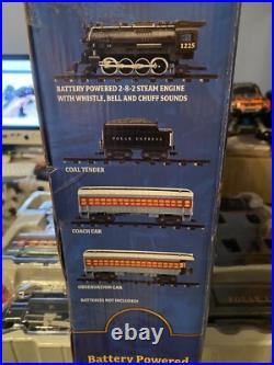 Lionel The Polar Express Battery Train Set #7-11803 All Batteries Are Included Lionel The Polar Express Battery Train Set #7-11803 All Batteries Are Included