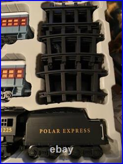 Lionel The Polar Express Battery Train Set #7-11803 All Batteries Are Included Lionel The Polar Express Battery Train Set #7-11803 All Batteries Are Included