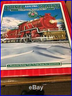 Lionel Tin Plate Christmas Set-Electric Train Set