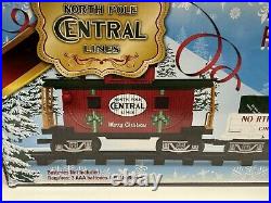 Lionel Train Set North Pole Central Lines 37 Piece Train Set Christmas 7-11729