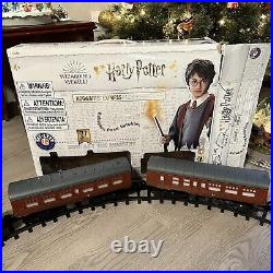 Lionel Trains Harry Potter Hogwarts Express Train Set 37 Pieces Large With Remote