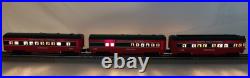 Lionel Trains North Pole Central Passenger Car Expansion Pack 6-30039 Never Used