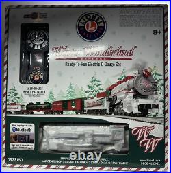 Lionel Winter Wonderland LionChief Train Set O Gauge Christmas train 1923150 Nib