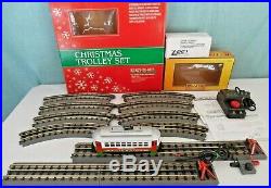 MTH RailKing Christmas TROLLEY TRAIN SET with 4pc extra Straight & 2 Track Bumpers