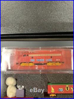 Micro Trains Line Z Scale Christmas Toy Trunk Line Set 32586