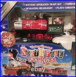 NEW Eztec North Pole Express Christmas Train Set 22 Pieces Plays Music NEW Eztec North Pole Express Christmas Train Set 22 Pieces Plays Music