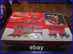 NEW! Lionel Coca Cola Train Set G Gauge Holiday Train 7-11488 NEW! Lionel Coca Cola Train Set G Gauge Holiday Train 7-11488