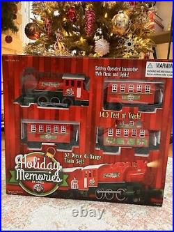 NEW Lionel Holiday Memories Christmas G-Gauge Train Set 32 Pieces