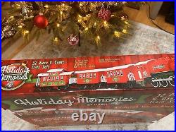 NEW Lionel Holiday Memories Christmas G-Gauge Train Set 32 Pieces