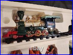 NEW Vintage NORTH POLE CHRISTMAS MAGIC MUSICAL ANIMATED TRAIN SET 1992 Toy State