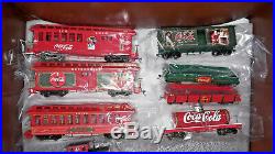 New Bachmann Hawthorne Coca Cola Christmas Holiday Lot Of 16 Pieces Train Set