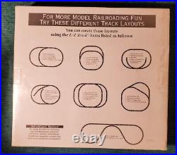 New Bachmann North Pole Express Train Set Dual Drive Engine Item# 00633 Sealed