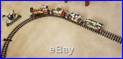New Bright 385 Musical Holiday Station Christmas Electric Animated Train Set
