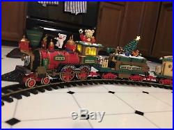 New Bright Animated Dillard's Christmas Train Set. 2 Extra Cars. 6 Extra Rails