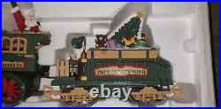 New Bright Holiday Express Animated Train Set 380 Perfect Condition