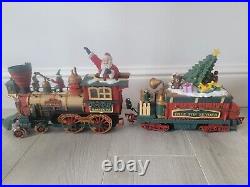 New Bright Holiday Express Christmas Elves Santa animated train set