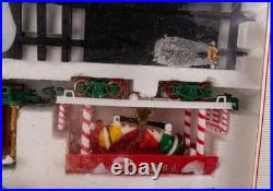 New Bright MUSICAL HOLIDAY EXPRESS Animated Christmas Train Set