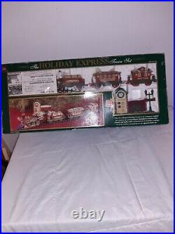 New Bright THE HOLIDAY EXPRESS # 178 Train Set 4 Car Christmas Train IN BOX