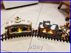New Bright The Holiday Express Animated Christmas Train Set 384 Excellent Cond