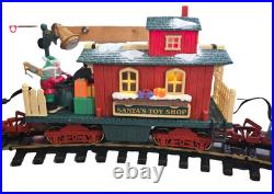 New Bright The Holiday Station 2001 Animated Train Set Model #385