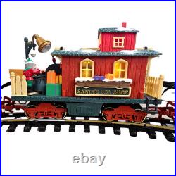 New Bright The Holiday Station 2001 Animated Train Set Model #385