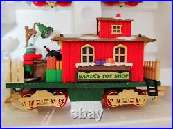 New Dillard's 4 Piece Train Set G Scale In Open Box Complete Christmas Tracks