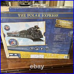 New Lionel The Polar Express 38 Piece Train Set with Santa's Bell 712074, BOX TEAR