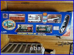 NorthPole Holiday Express Musical Train Set ToyState 1999 Christmas VTG