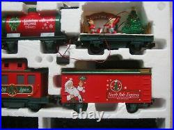 North Pole Express Christmas Train Set 33 Pieces Remote Control By EZTEC 37297