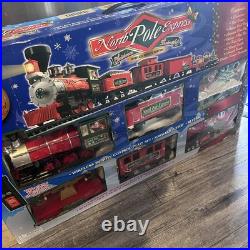 North Pole Express Train Set Musical Elf Version Wireless Remote 18ft Track