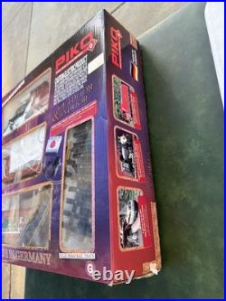 PIKO 38105 G Gauge Christmas Train Set