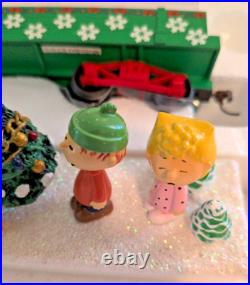 Peanuts Christmas Express Train Car Hawthorne Village Caroling at the Tree COA