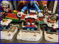Pepe Le PewithPenelope Collectible Train Set. Die Cast Xmas coming soon! 6 pcs