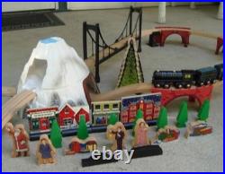 Polar Express Wooden Christmas Train Set Lionel Imaginarium Fits Thomas/Brio