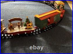 Pre-owned Holiday Express Train With Control Remote Pre-owned Holiday Express Train With Control Remote